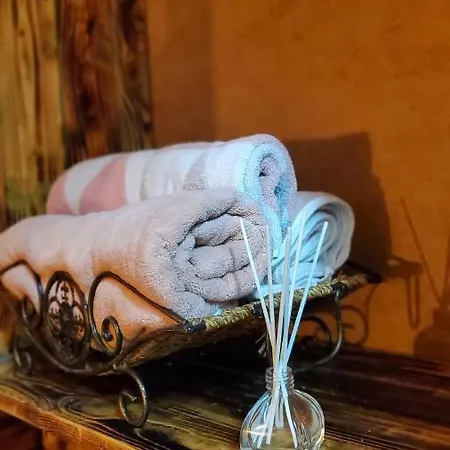 Clockwise Guestrooms 3*