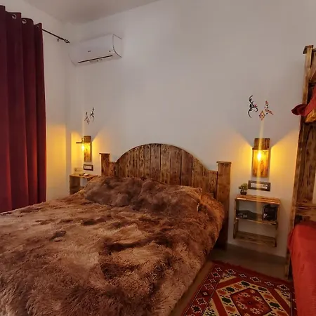 Clockwise Guestrooms Gjirokastra