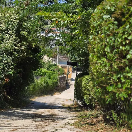 Clockwise Guestrooms 3*