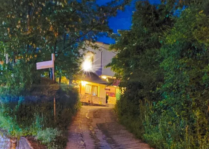 בית הארחה Clockwise Guestrooms Gjirokastër