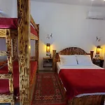 Clockwise Guestrooms בית הארחה Gjirokastër