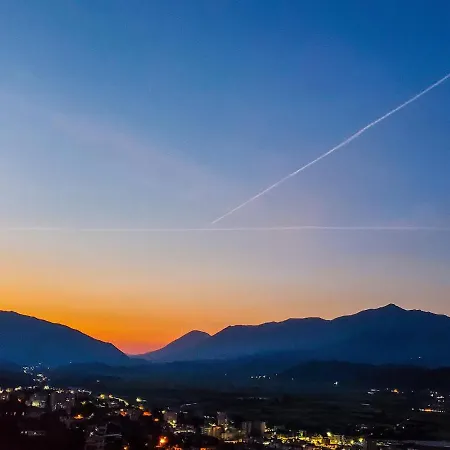 Konukevi Clockwise Guestrooms Gjirokastër