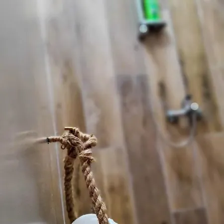 Clockwise Guestrooms 3* Gjirokastër